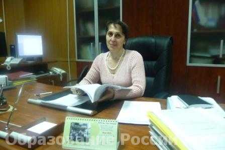 Директор ПУ №26 Басаева Зара Данилбековна